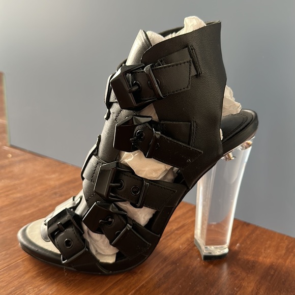 The Blonde Salad by Steve Madden Leather Heels with Lucite Heel size 6 - Picture 2 of 5